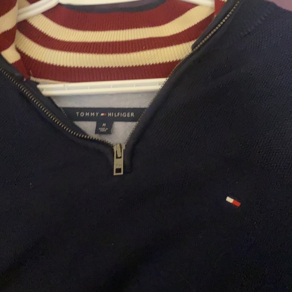 Tommy Hilfiger Quarter Zip - Picture 2 of 3